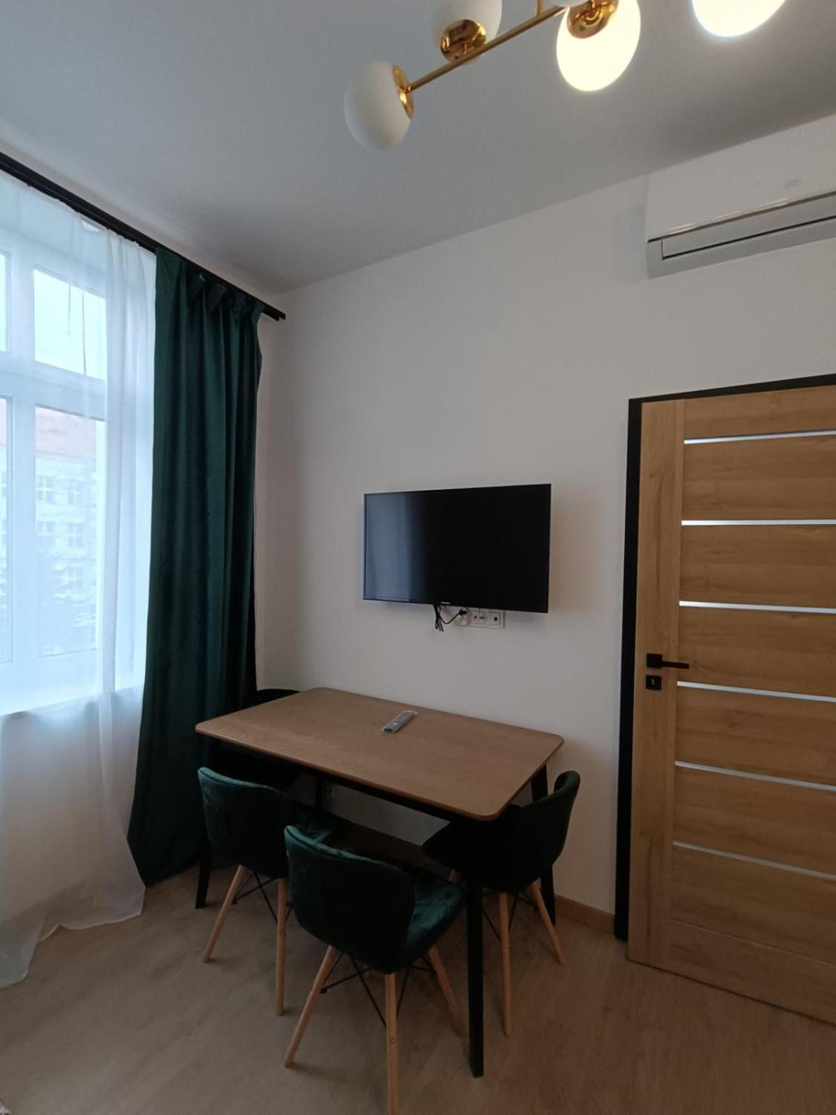 Mh Apartment Жешов Екстериор снимка