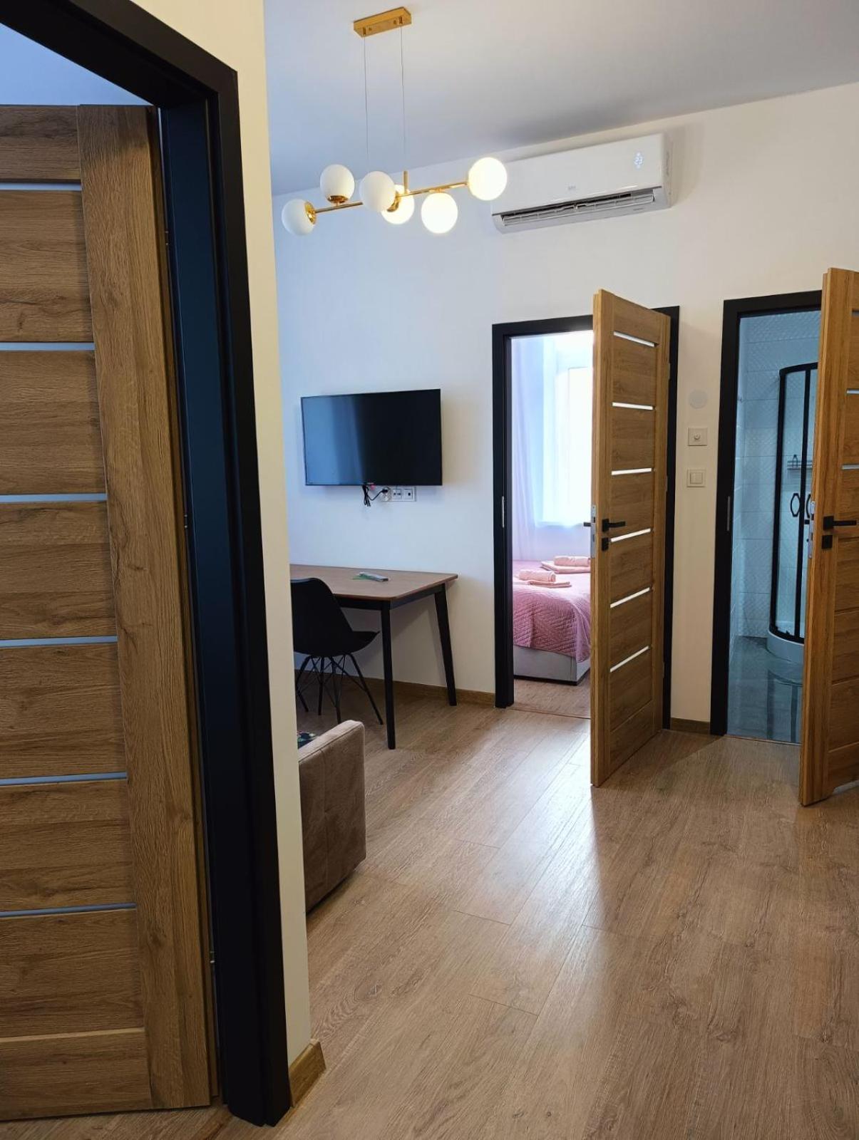 Mh Apartment Жешов Екстериор снимка